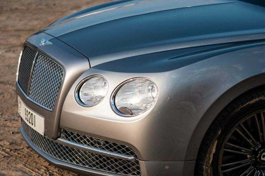 Bentley-Flying-Spur-2019