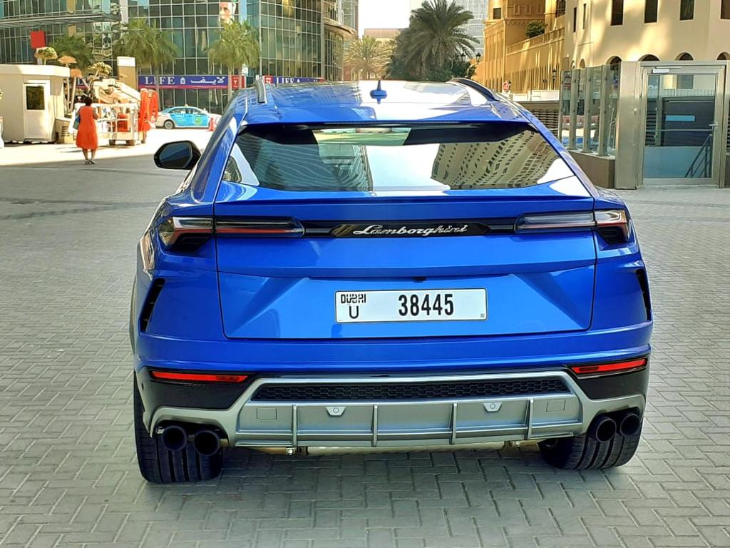 Lamborghini urus 2020 blue
