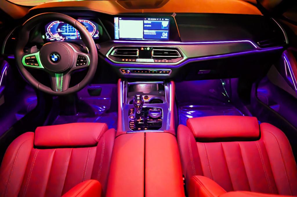 Luxury Rolls Royce Wraith 2019 to rent